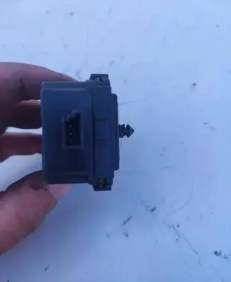 BMW X1 F48 F49 Antenna control unit A2C94289407 8706502