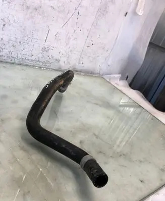 Nissan Qashqai J12 Engine coolant pipe/hose 924006ub0a
