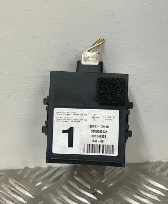 Toyota Auris 150 Door control unit/module 8974102100