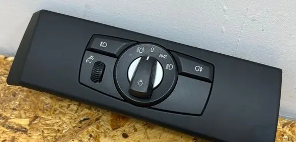 BMW 5 E60 E61 Light switch 6988565 33295201 30080110381703