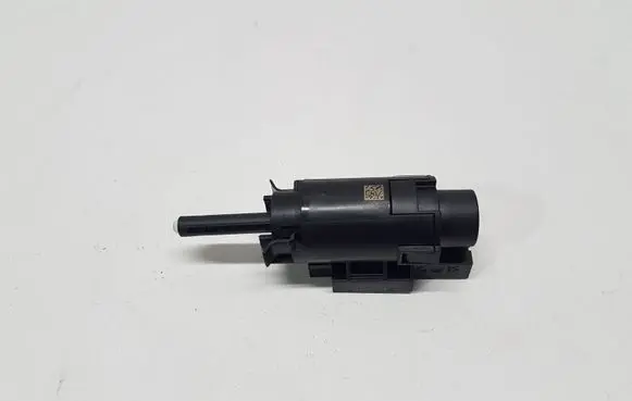 Citroen C5 Aircross Brake pedal sensor switch 9813503180