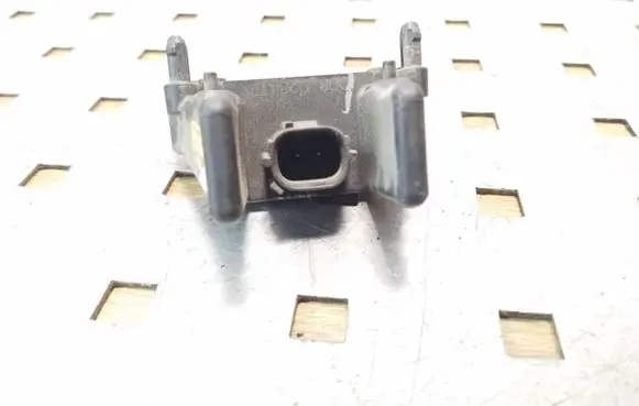 Subaru Legacy Airbag deployment crash/impact sensor 98231AG000 2521000080