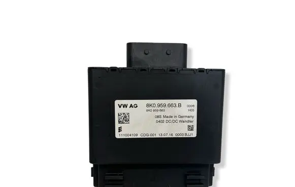 Audi Q5 SQ5 Voltage converter/converter module 8K0959663B