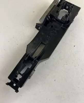 Nissan Qashqai Front door exterior handle/bracket 80611 21133