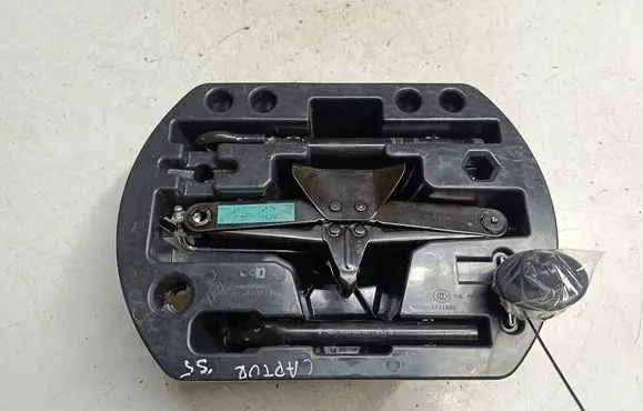 Renault Captur Tool set 995040911RS5 995040911R 8200492487