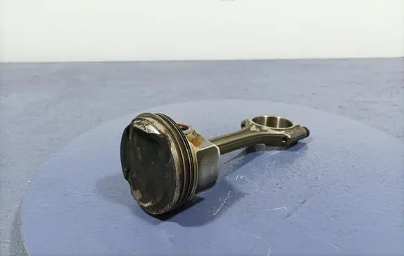 Peugeot 2008 I Piston 9807260380