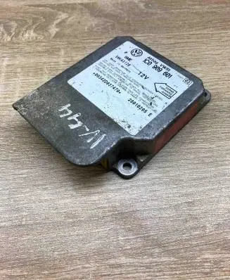 Volkswagen Golf IV Airbag control unit/module 1C0909601 5WK43120 Used