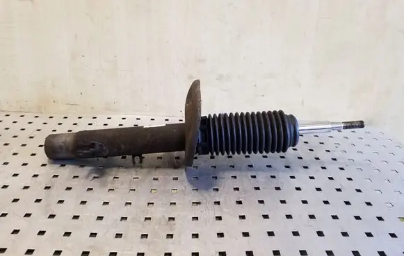 Peugeot 208 Front shock absorber/damper