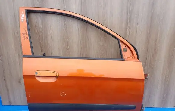 KIA Picanto Front door