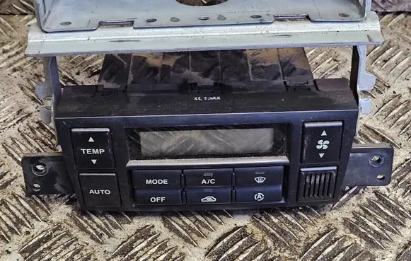 Hyundai Tucson JM Climate control unit 972502EXXX