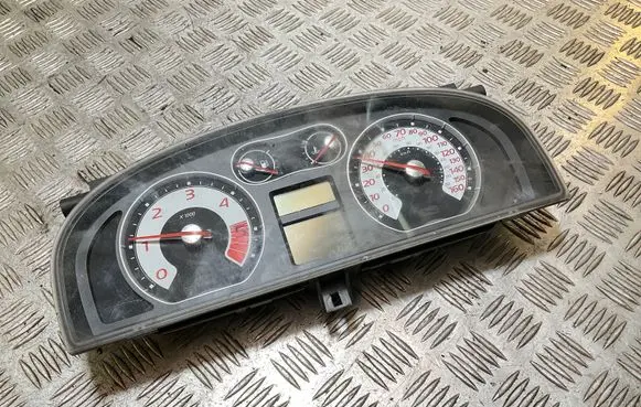 Renault Laguna III Speedometer (instrument cluster) 8200291339