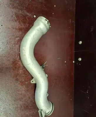Intercooler hose/pipe