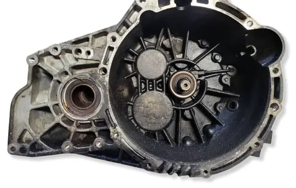 Hyundai Santa Fe Manual 5 speed gearbox 4300038070 CMOPEN4WD Y060403727