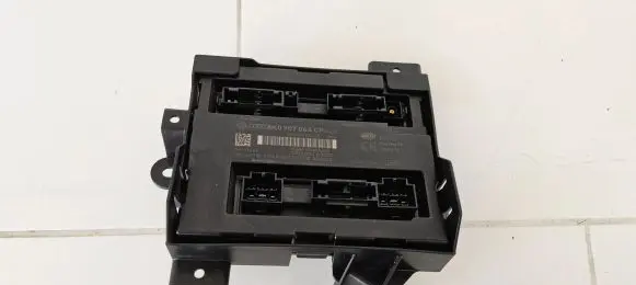 Audi A5 8T 8F Comfort/convenience module 8K0907064CP 00002001 5DK00991883