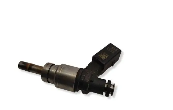 Audi A6 S6 C6 4F Fuel injector 06E036C