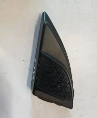 Volvo V70 Front door high frequency speaker 30781067 M5XUG 11W24
