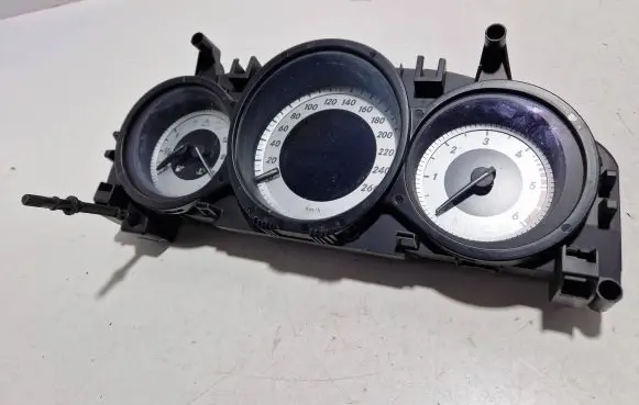 Mercedes-Benz C AMG W204 Speedometer (instrument cluster) A2049004108 2049018903 A2C33221600