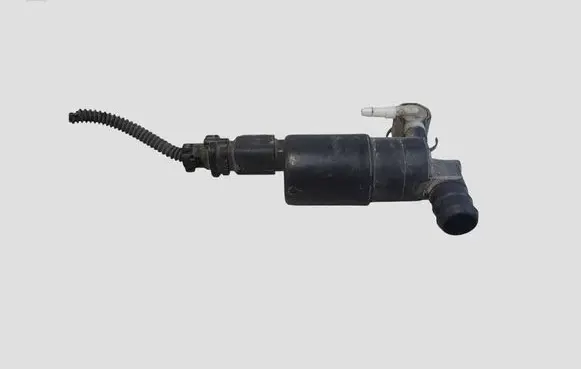 Peugeot 308 Windscreen/windshield washer pump 021168