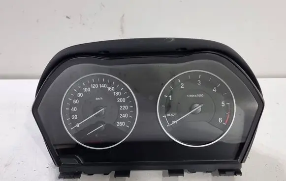 Speedometer (instrument cluster)