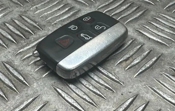 Land Rover Discovery Sport Ignition key/card CH2215K601BF