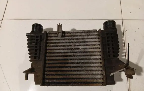 Nissan Note (E11) Intercooler radiator