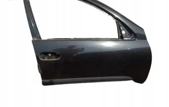 Nissan Almera N16 Front door
