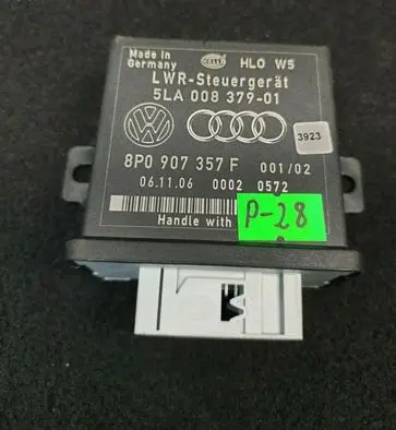 Audi Q7 4L Light module LCM 8P0907357F