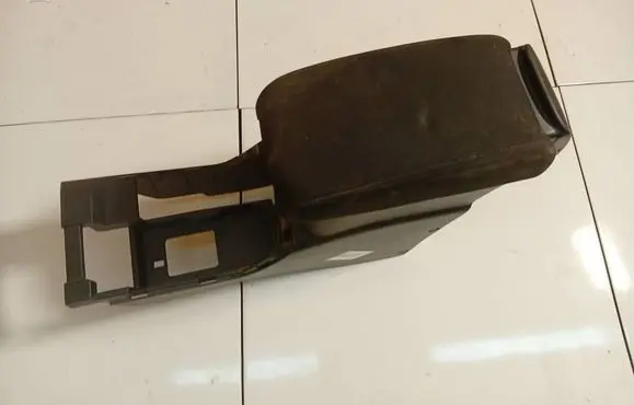 Mitsubishi ASX Armrest 8011a083 3h45x