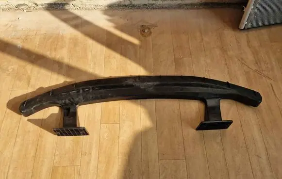 Tesla Model S Front bumper cross member 105683700D