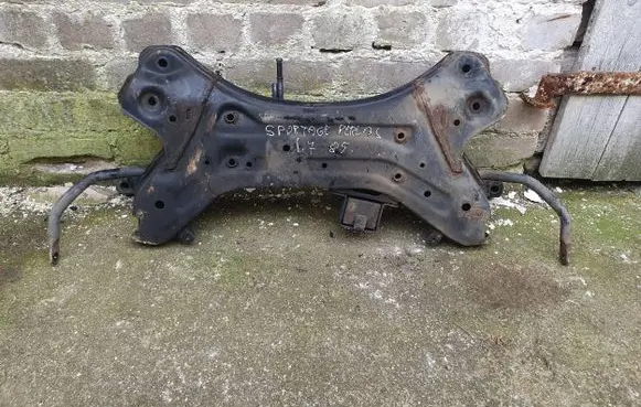 KIA Sportage Front subframe 624002Y200