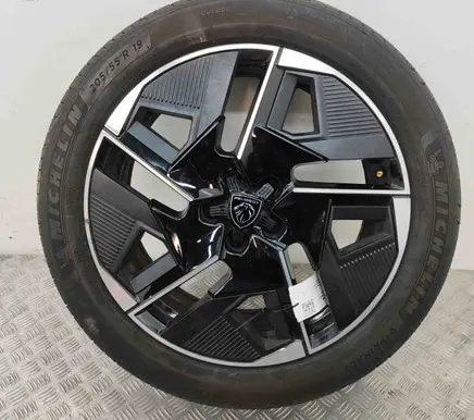 R19 alloy rim