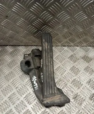 Skoda Octavia Mk2 (1Z) Accelerator throttle pedal 1K2721503M