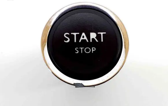 Peugeot 5008 II Engine start stop button switch