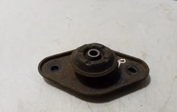 KIA Soul Front shock absorber mounting bracket 55311B2000