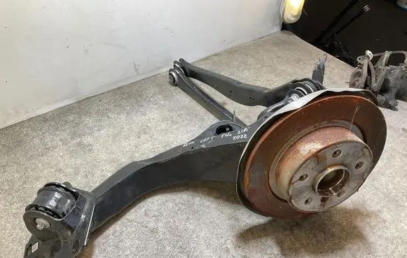 BMW 2 F44 Rear wheel hub spindle/knuckle 