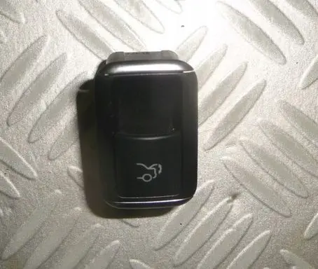 Mercedes-Benz E W212 Tailgate opening switch A2129059300