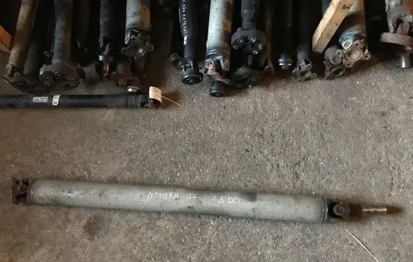 Nissan Navara D40 Drive shaft (set) 37300EB401