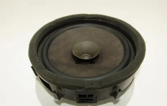 Citroen C-Crosser Rear door speaker 8720A017