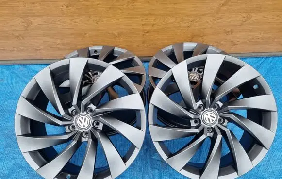 Volkswagen Arteon R20 alloy rim 0JX20
