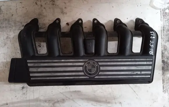 BMW 5 E39 Intake manifold 2248533 2246179