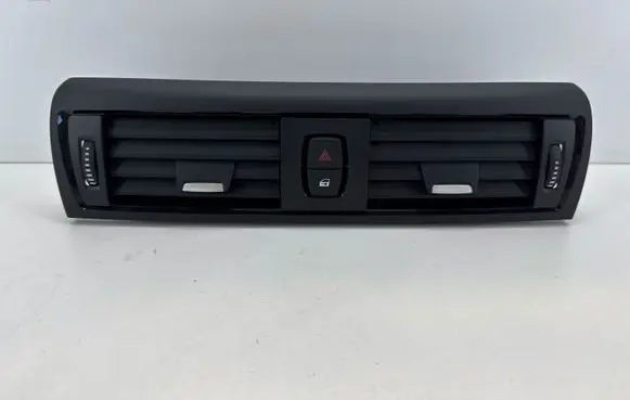 BMW 1 F20 F21 Dash center air vent grill 9205357