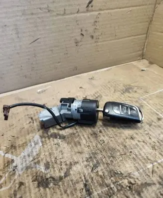 Citroen C4 I Picasso Ignition lock 36410600