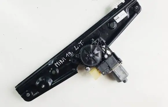 Mini Cooper Countryman F60 Rear door window regulator with motor 7390081
