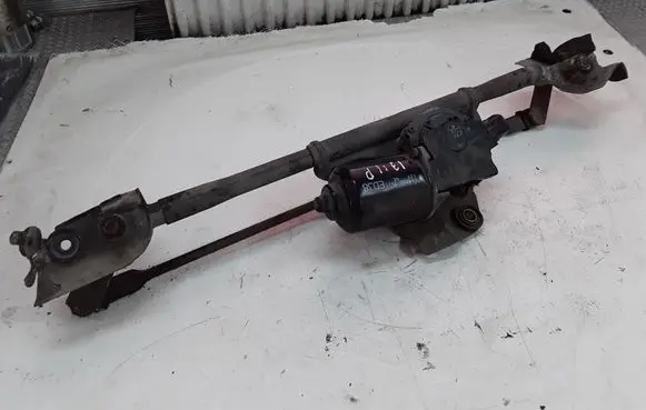 Ford Maverick Front wiper linkage and motor 8492007611