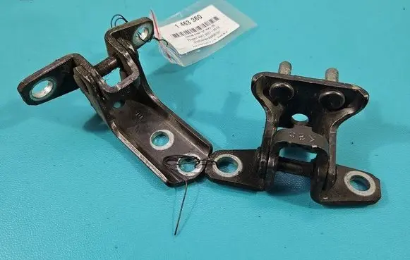 Rear door hinge set