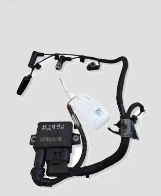 BMW 3 E90 E91 Glow plug pre-heat relay 779800007 0004717239 0522120102