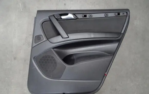 Audi Q7 4L Rear door card panel trim 4L0867306B