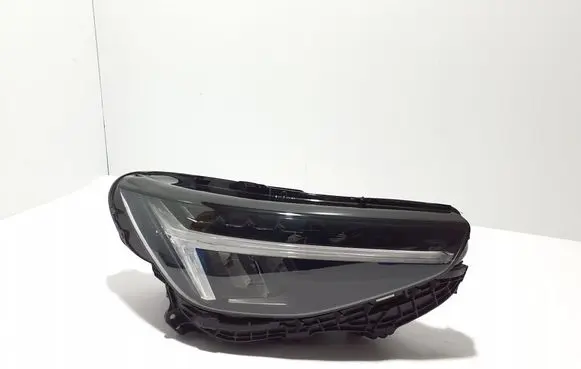 Volvo XC40 Headlight/headlamp 32338909