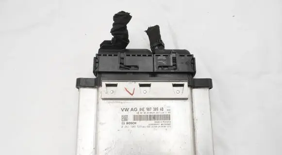 Volkswagen PASSAT B8 Engine control unit/module 04E907309AB 0261S09529