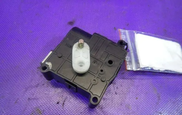 A/C air flow flap actuator/motor